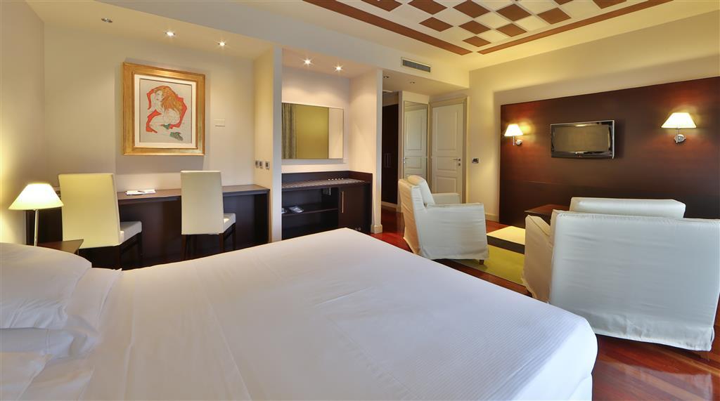 Cremona Palace Hotel Costa Santʼ Abramo Habitación foto